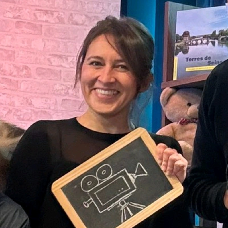 laura chef de projet communication digitale chez done